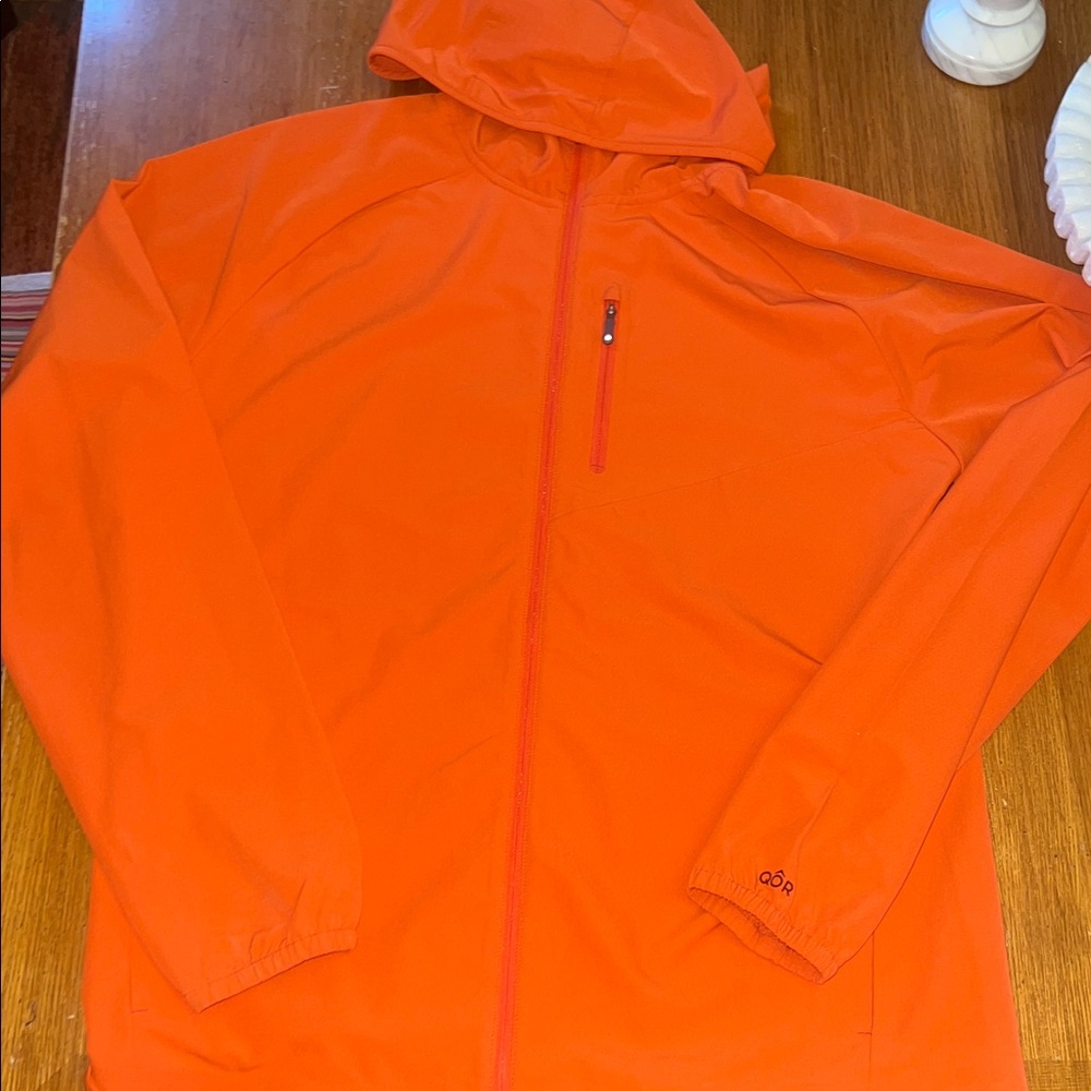 QOR Men’s light running Jacket